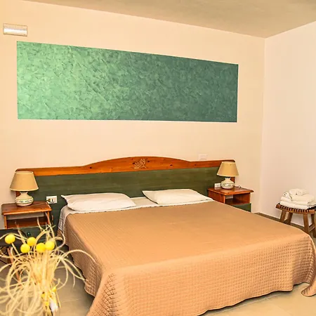 Tenuta Calitre Bed & Breakfast *