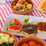 Tenuta Calitre Alojamento de Acomodação e Pequeno-almoço 3*