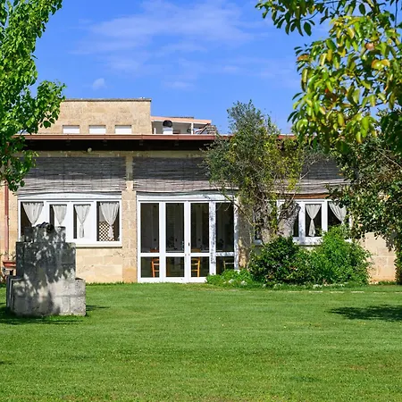 Tenuta Calitre Oda ve Kahvaltı 3*