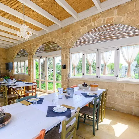 Tenuta Calitre Bed & Breakfast 3*